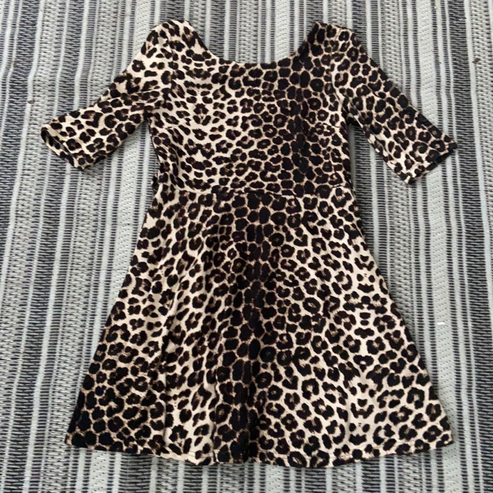 Leopard print dress  with deep open back🎁24 hour price drop!